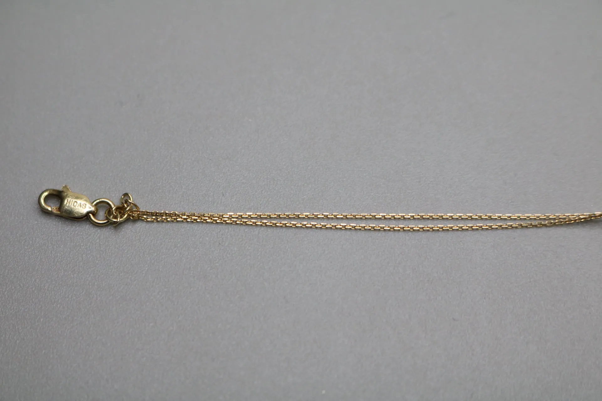 14K Yellow Gold Infinity Design Bracelet (7 Inches)