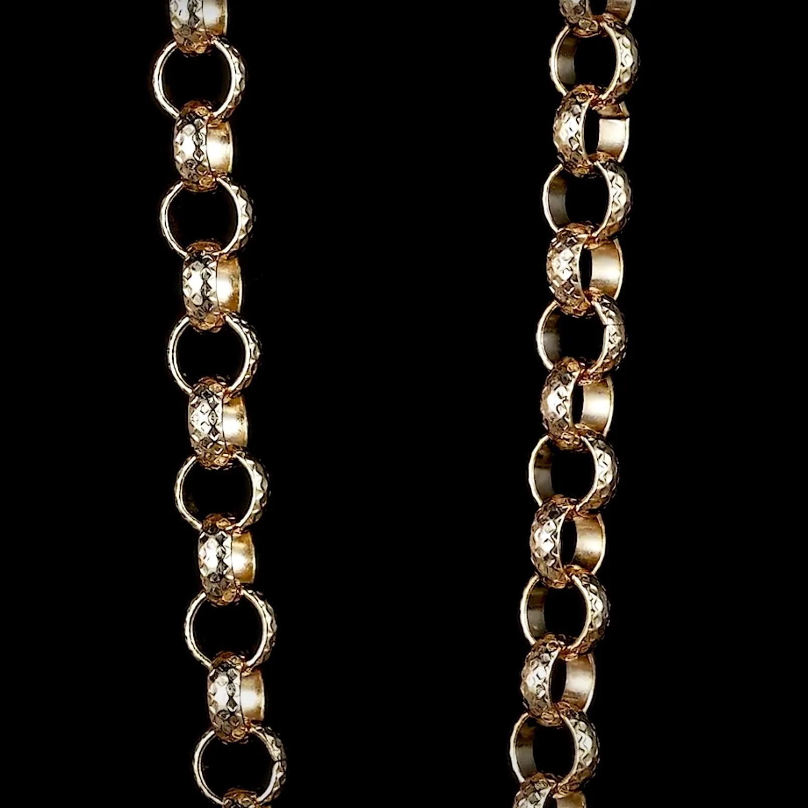 8mm Gold Diamond Cut Pattern Belcher Set 8/24 Inches