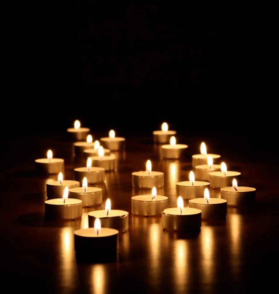 Amber Noir Tealights