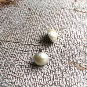 Antique Pearl Small Retro Button Stud Earrings