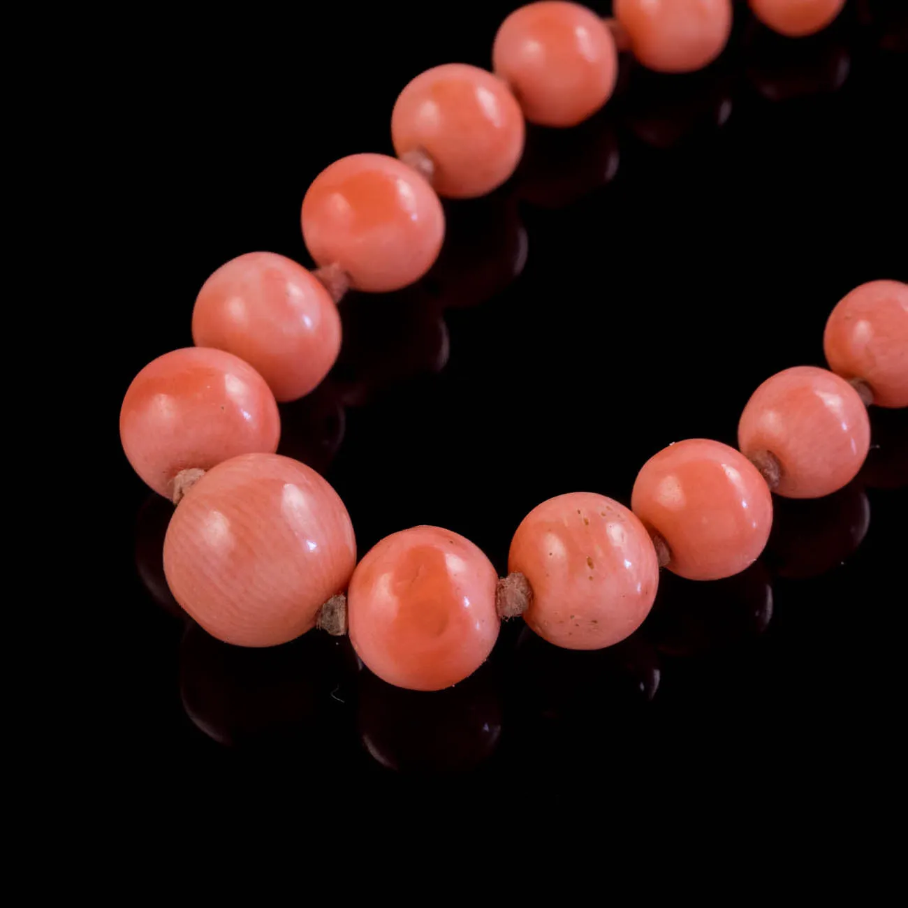 Antique Victorian Coral Bead Necklace Circa 1900