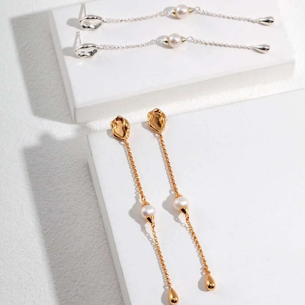 Chain Pearl Long Earrings