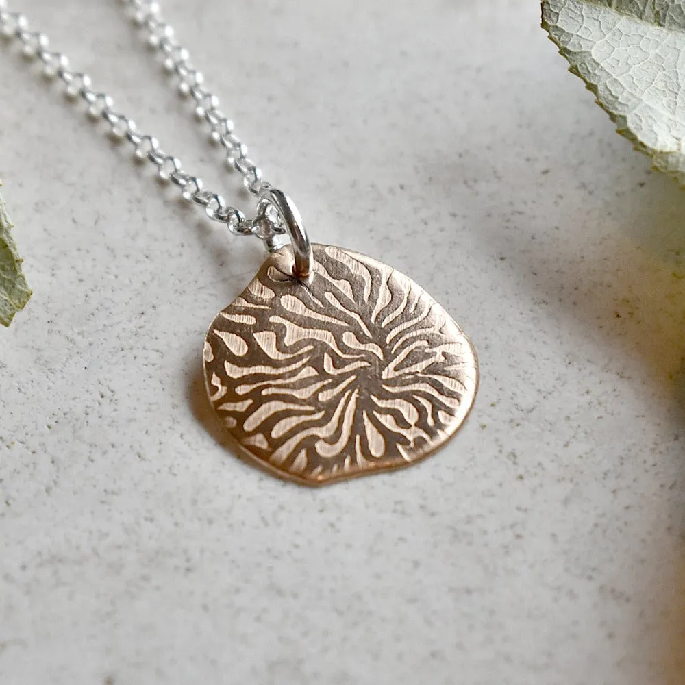 'Coral' Small Patterned Pendant Necklace