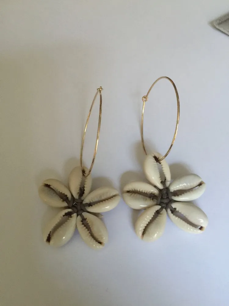 Crowie Shell Earrings