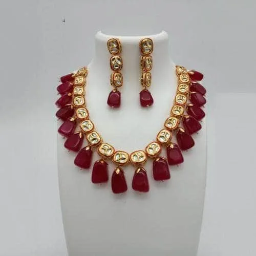 Cut Work Oval Kundan Necklace And Earring Set