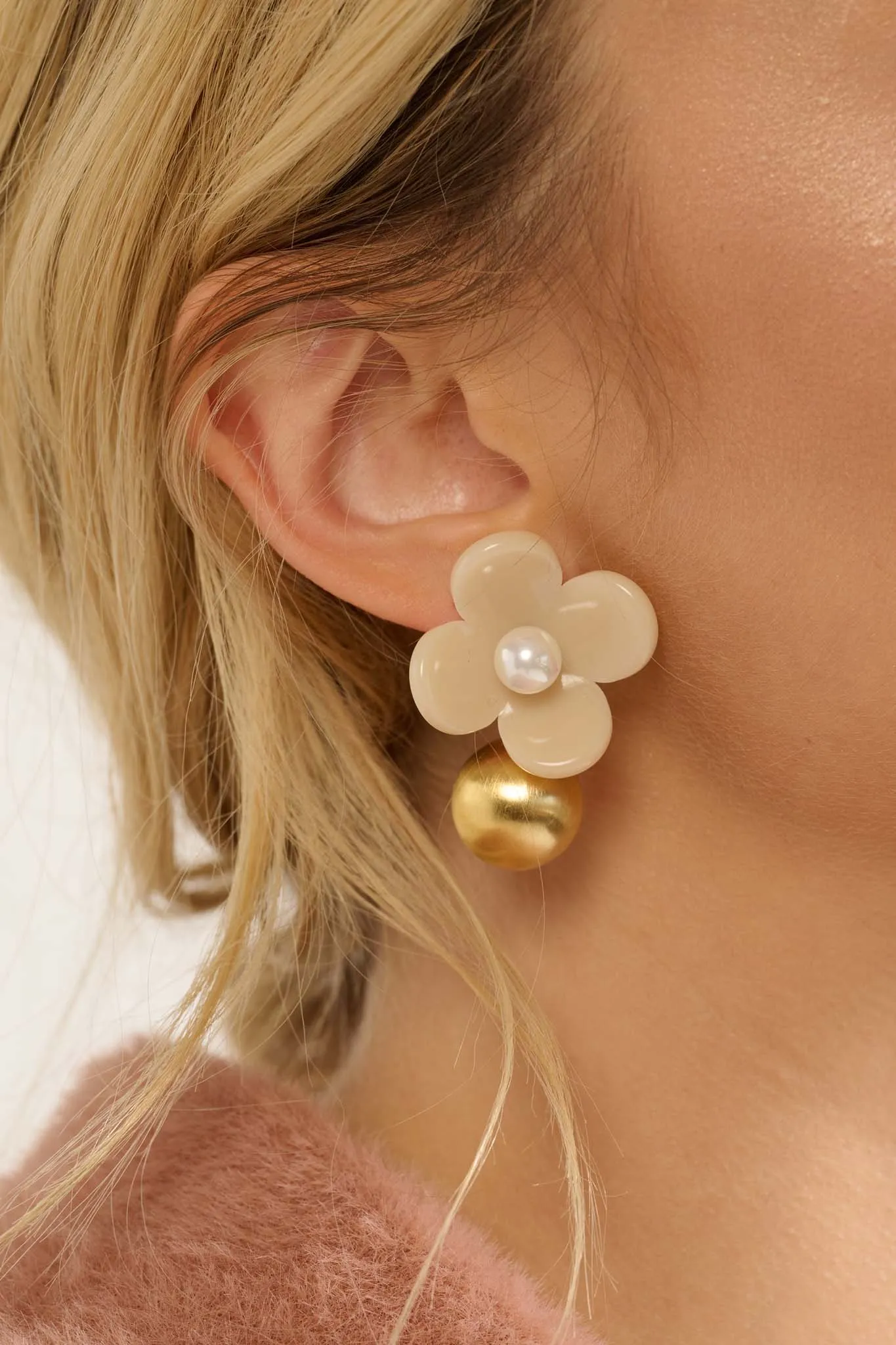 Descanso Pearl Flower Jacket Earrings