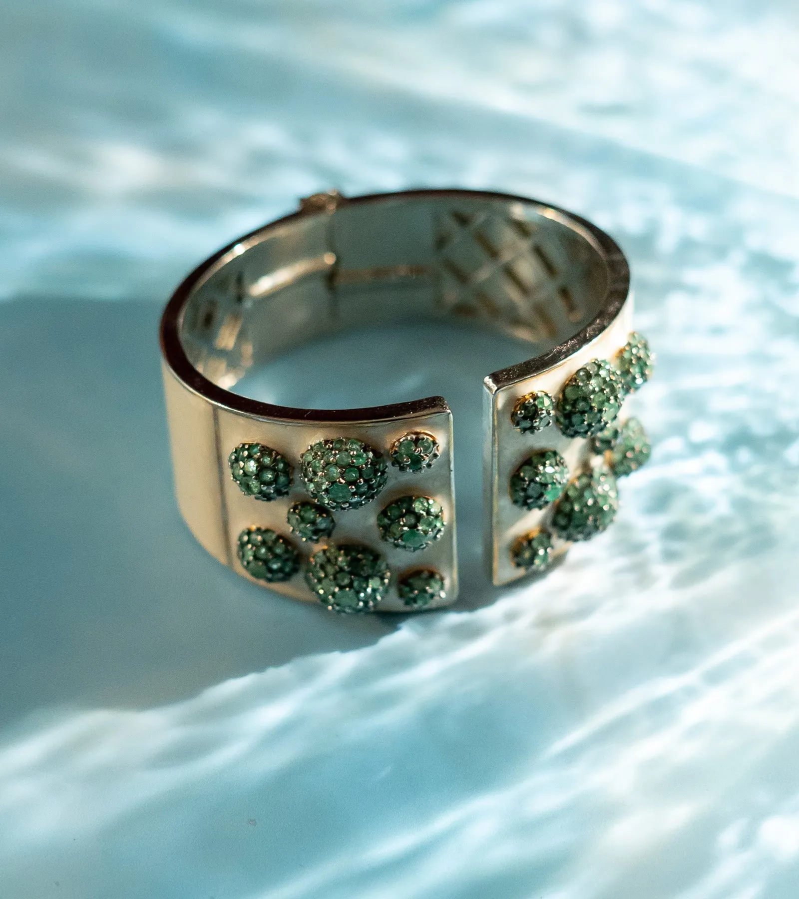 Emerald Bubble | Cuff