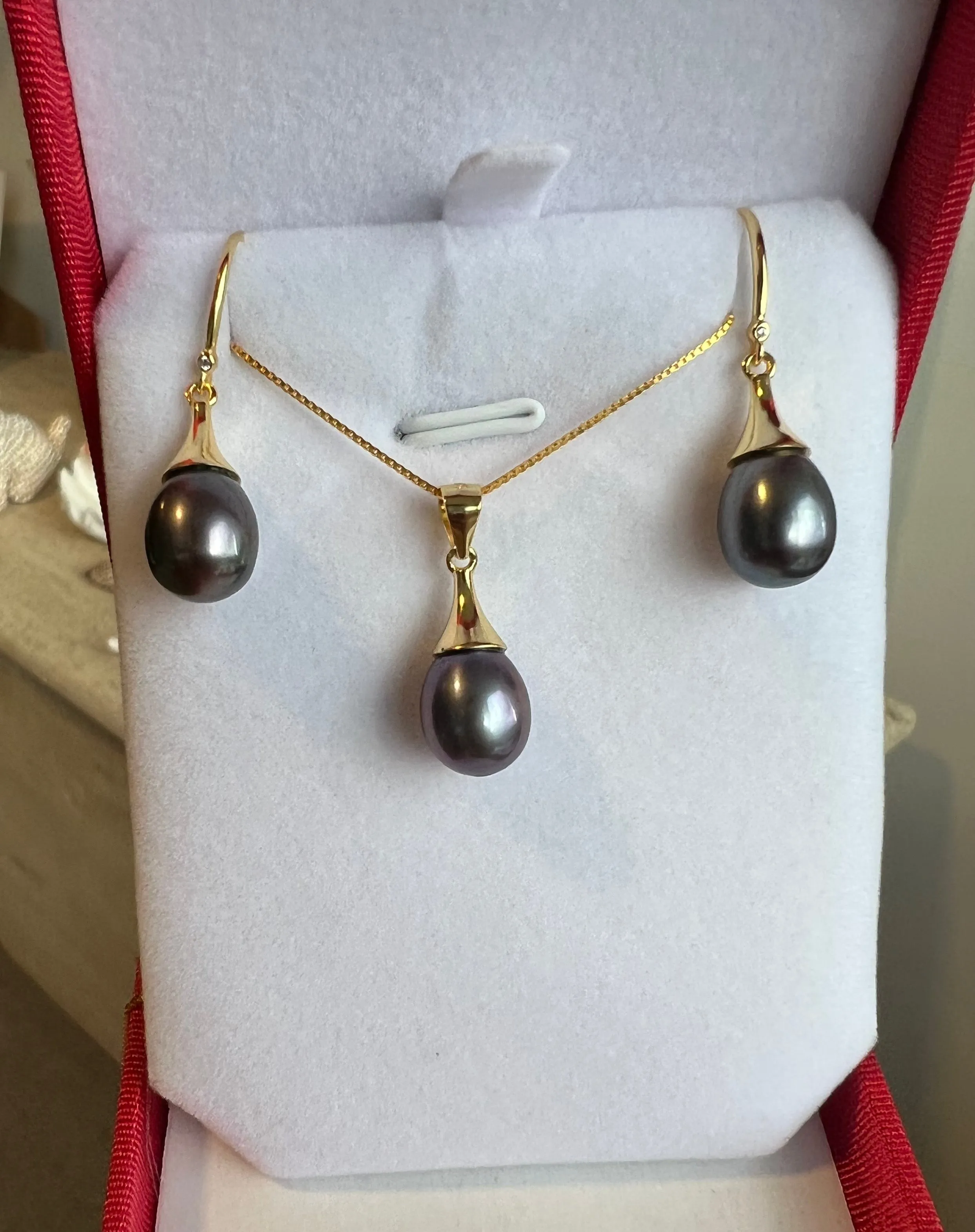 Freshwater Pearl Jewellery