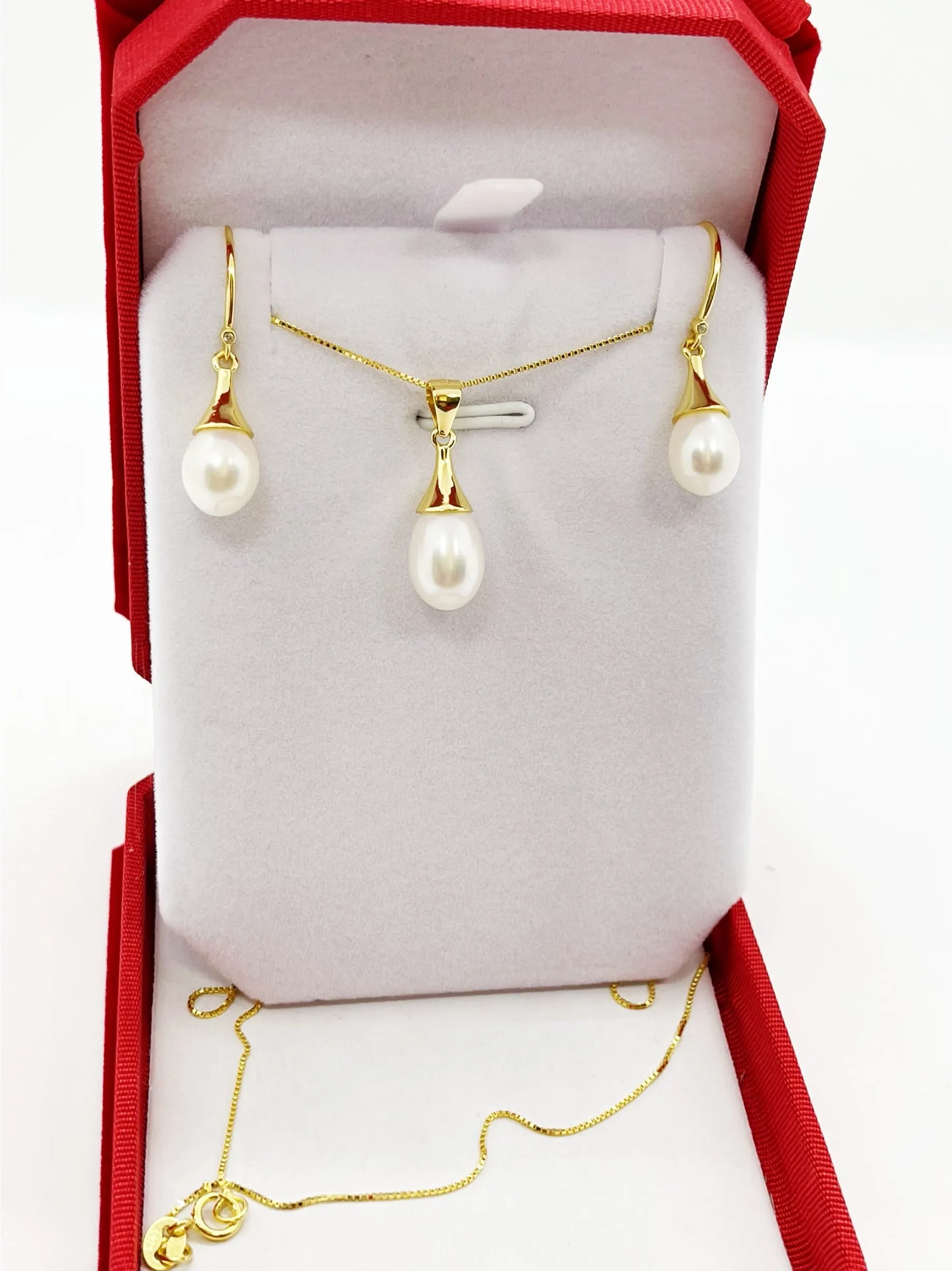 Freshwater Pearl Jewellery