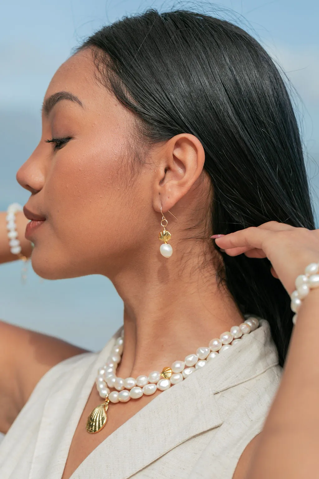 Gold Pearl & Seashell Drop Earrings - Kameli