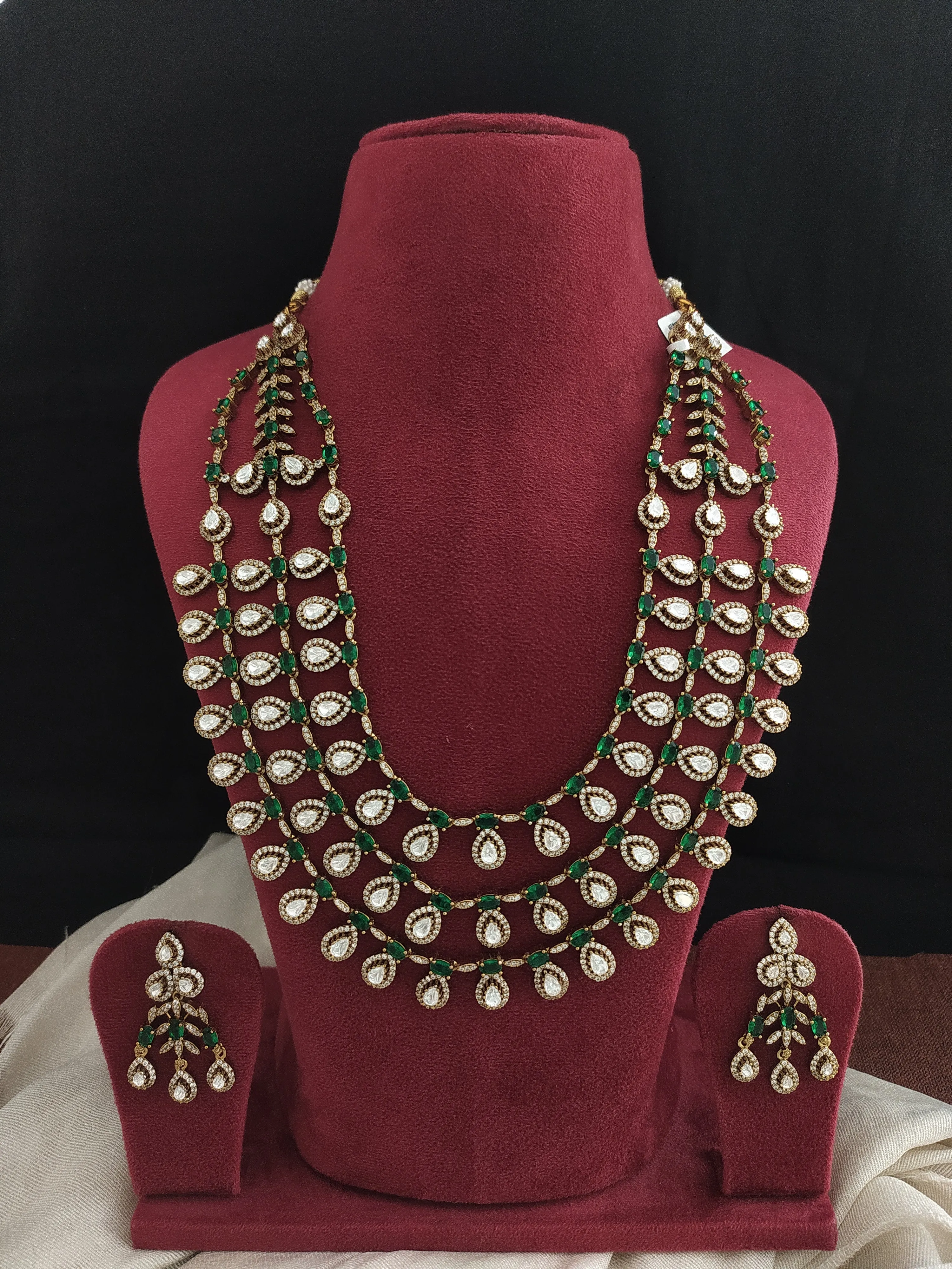 Graceful Green and White Stones Triple Layer Victorian Necklace Set