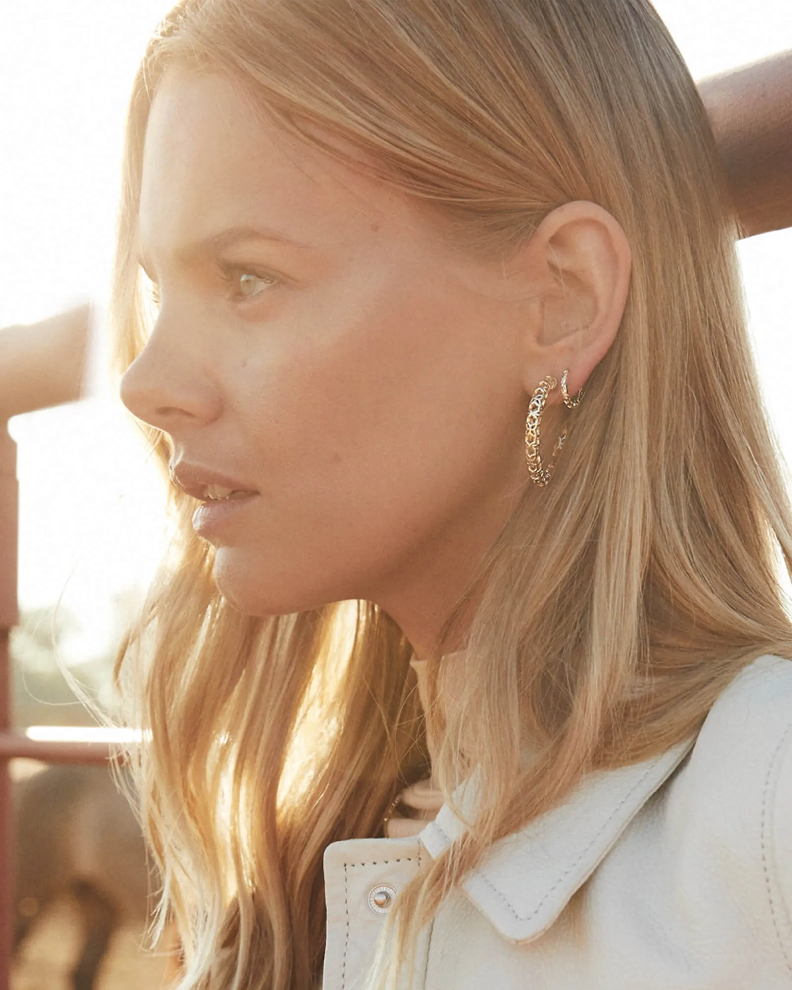 Maggie Small Hoop Earrings In Silver Filigree