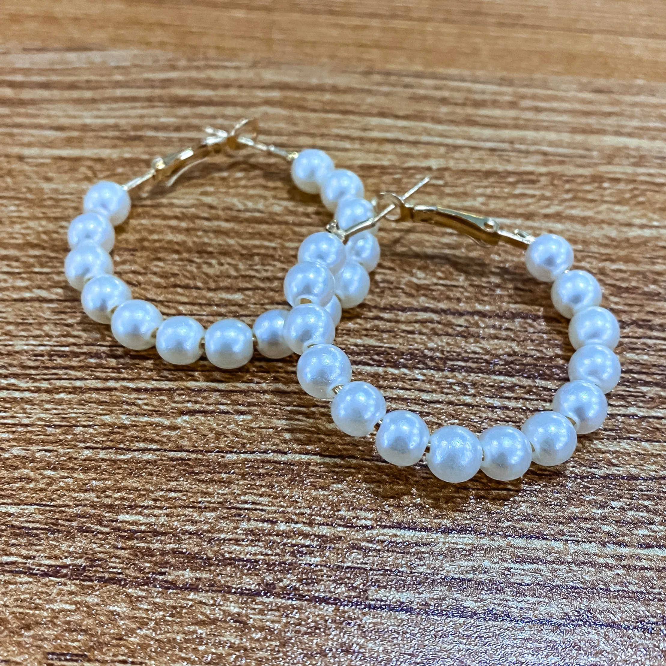 Pearl Hoop