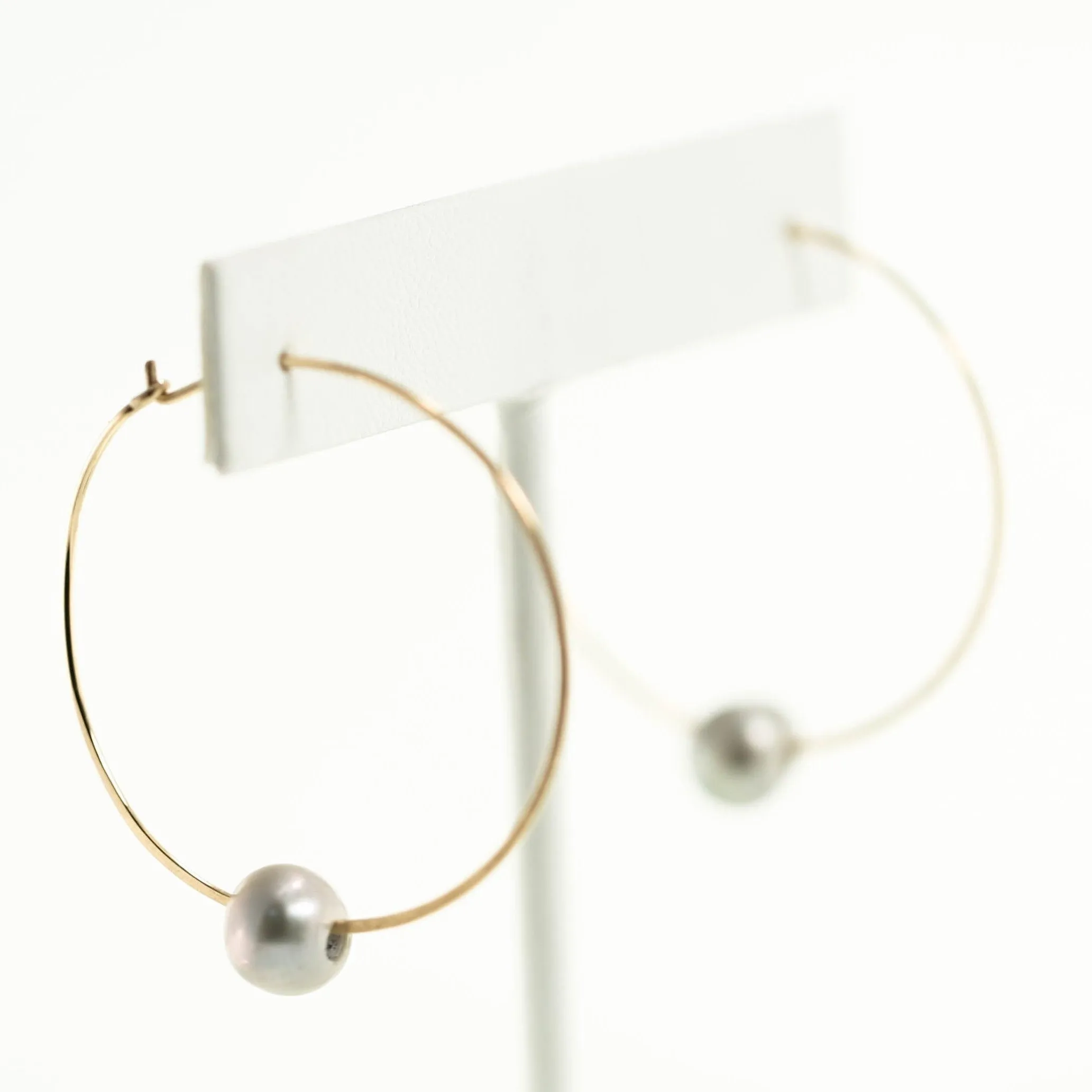 PEARL HOOPS