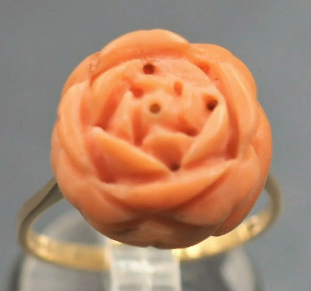 Pink Coral 18ct Yellow Gold Ring