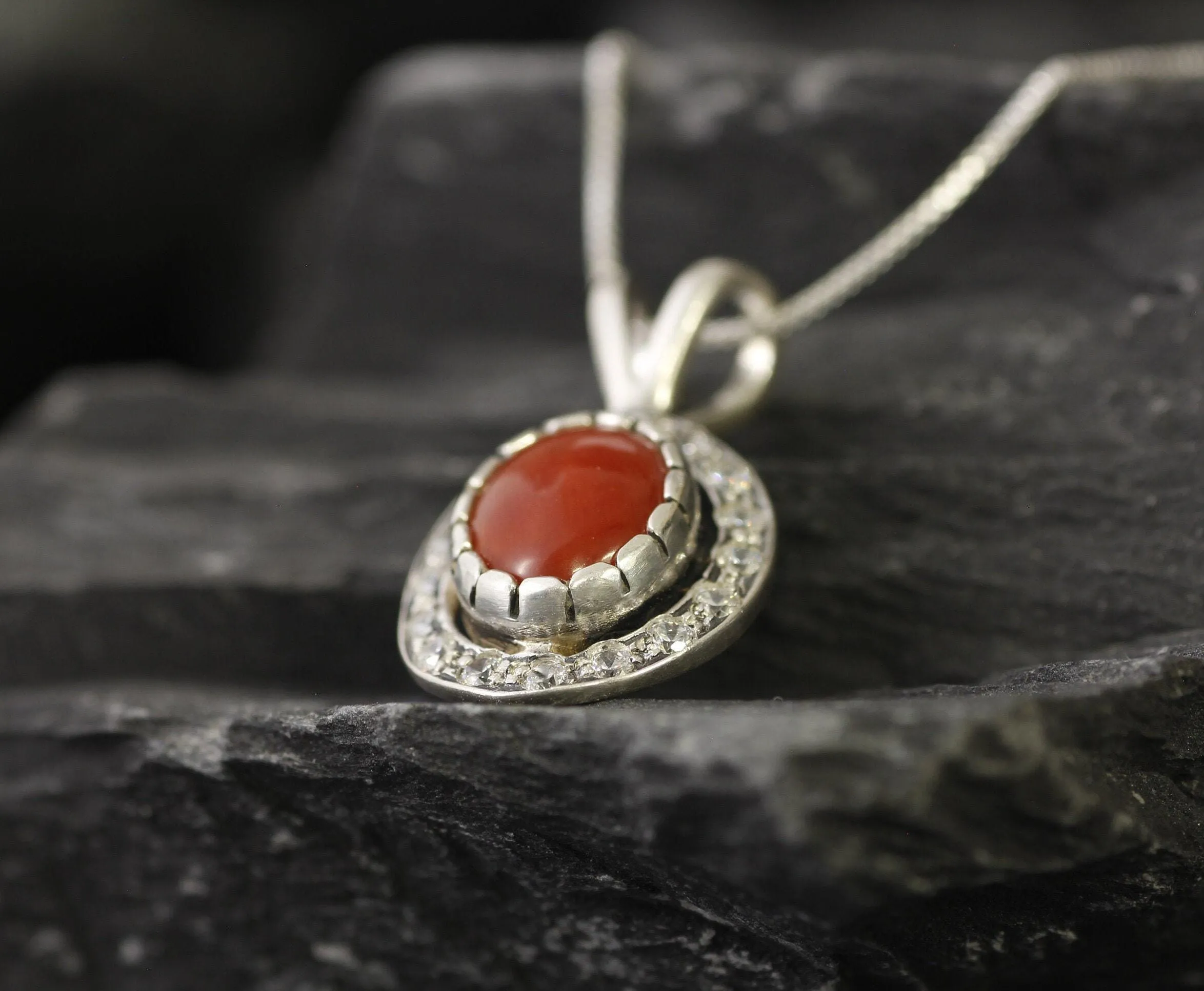 Red Coral Necklace - Red Antique Pendant - Natural Coral Necklace