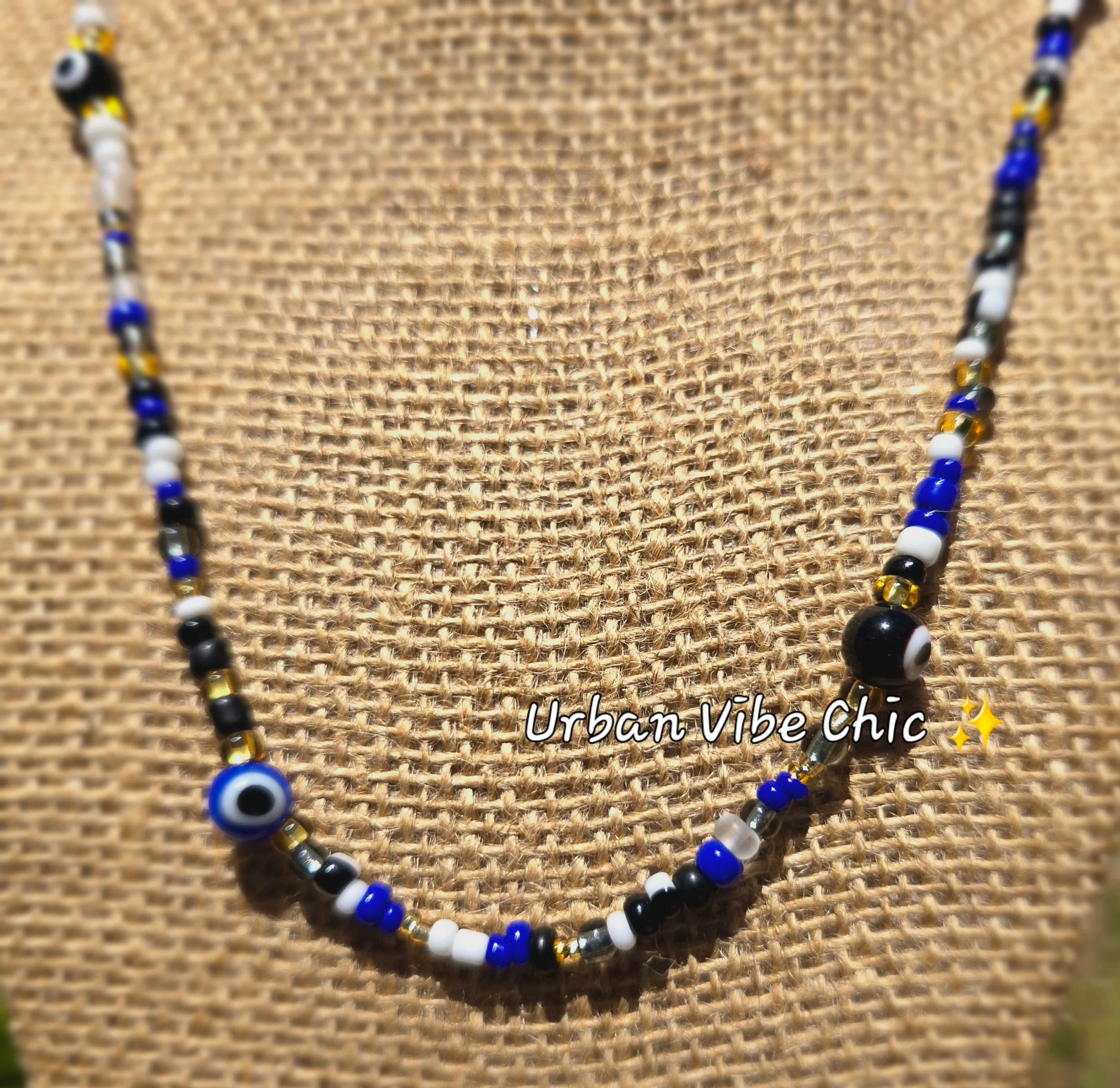 Royal Goddess Daisy Beaded Necklace |Flower Bead Bead Necklace | Urban Vibe Chic | Seed Bead Jewelry