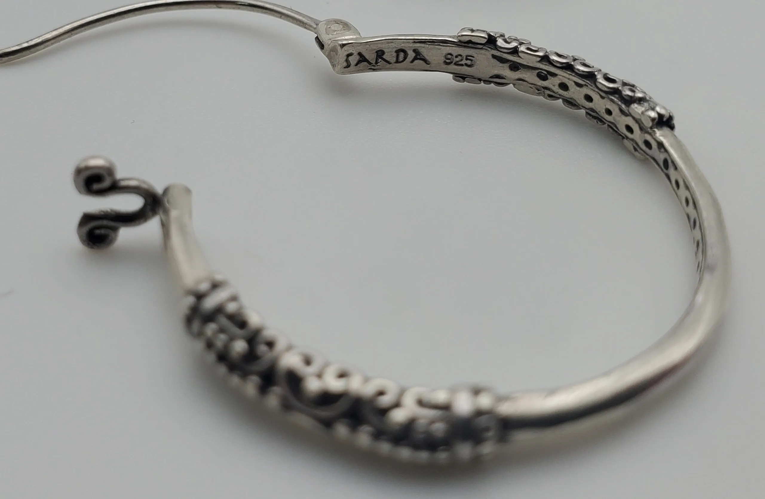 Sarda - Vintage Sterling Silver Hoop Earrings