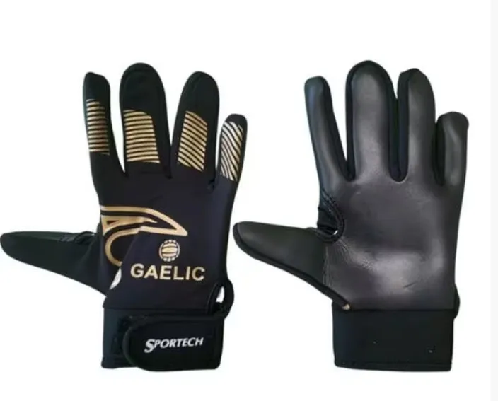 Sportech Senior Gripper Gaelic Gloves (Black/Gold)