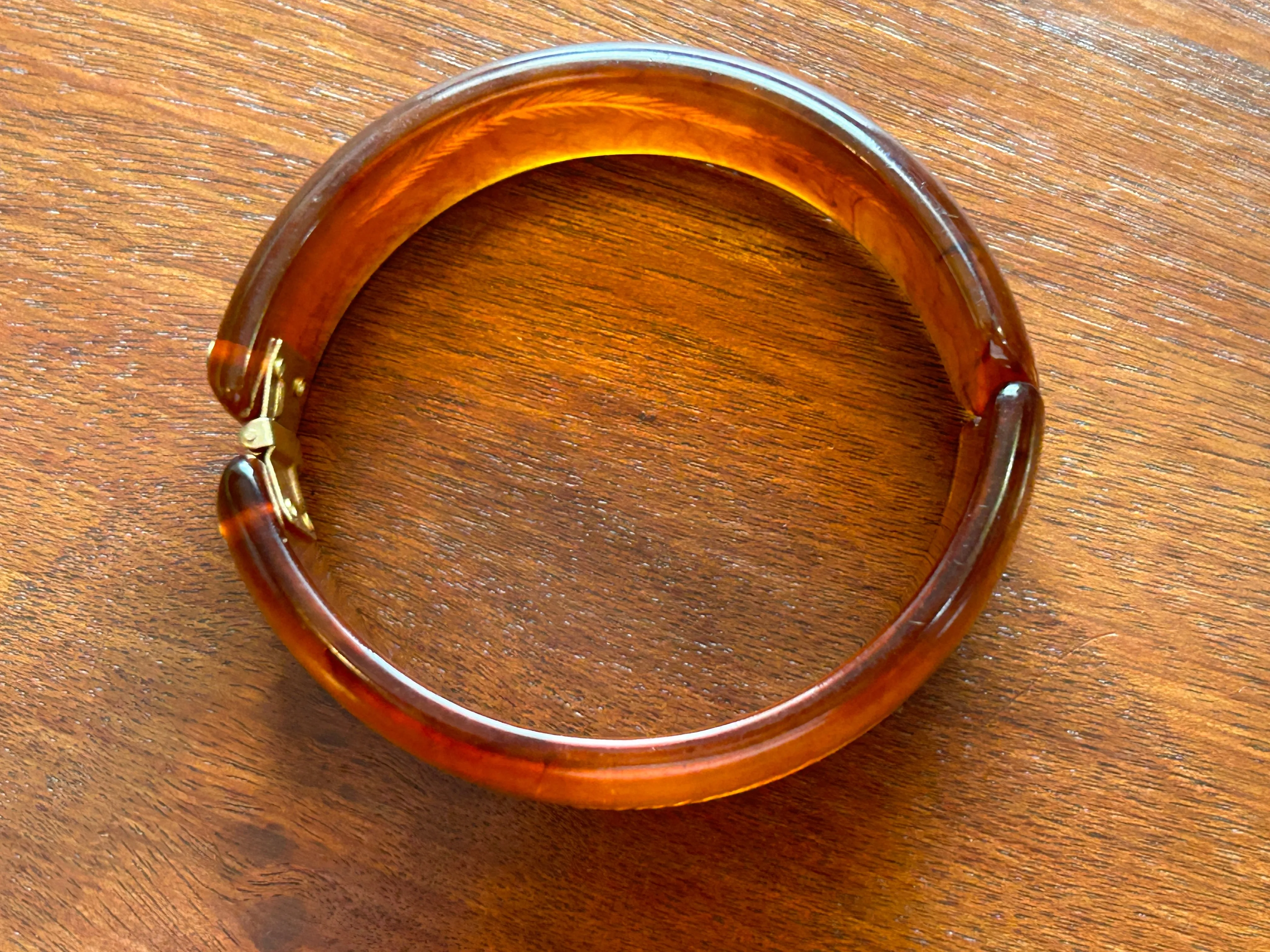 Vintage Catalan Bakelite Amber Etched Clamper Bracelet Wide Gold