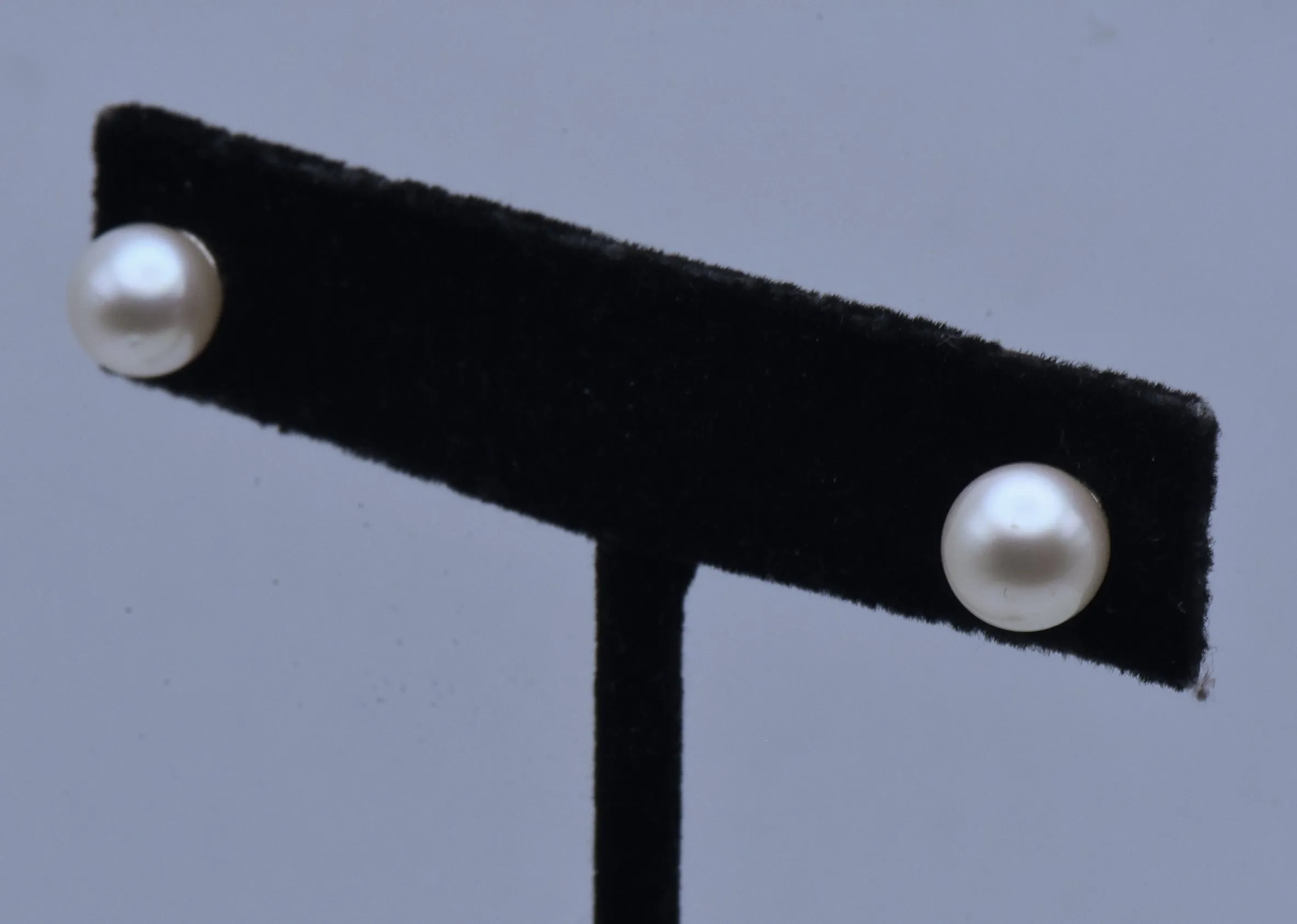 Vintage Cultured Pearl Stud Earrings