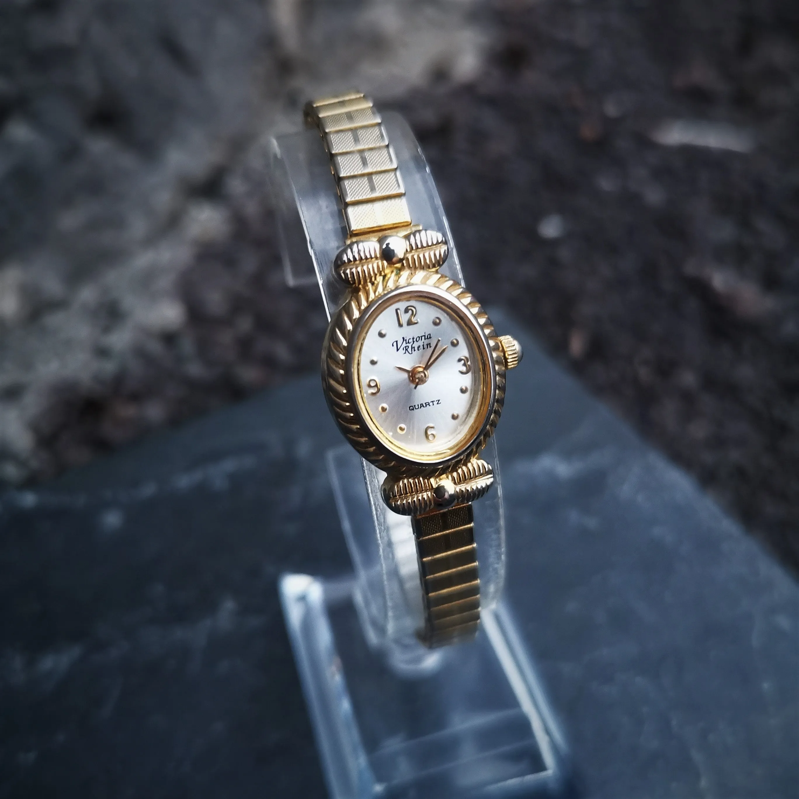 Vintage Women's Gold Plated Victoria Rhein Quartz Watch