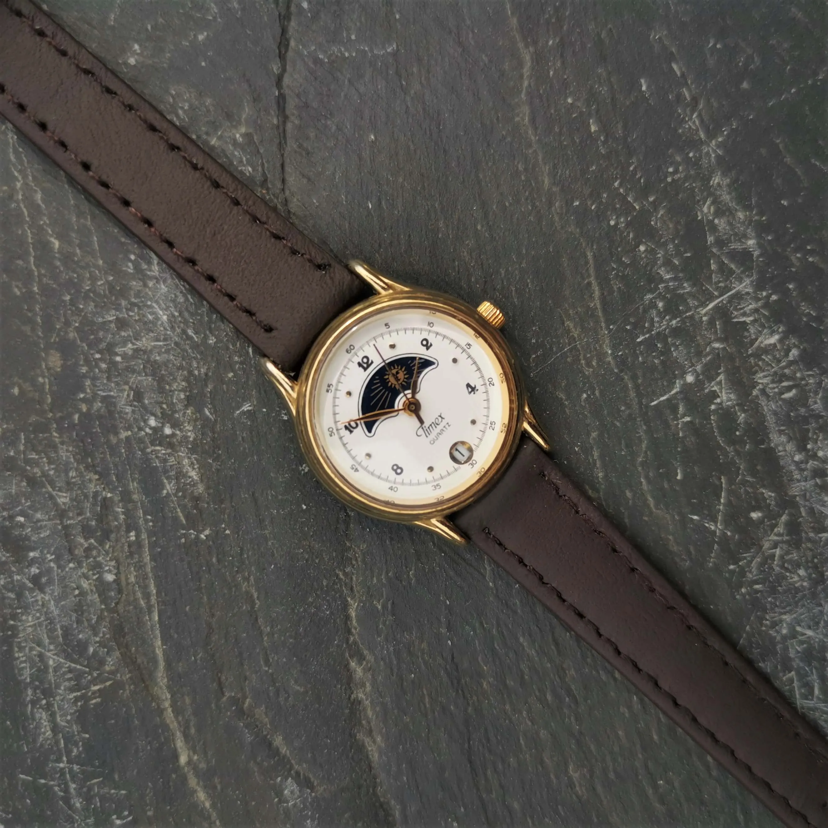 Vintage Women's Timex Gold Plated Quartz Watch // With Date Display // Sun Moon Dial // And New Genuine Leather Strap