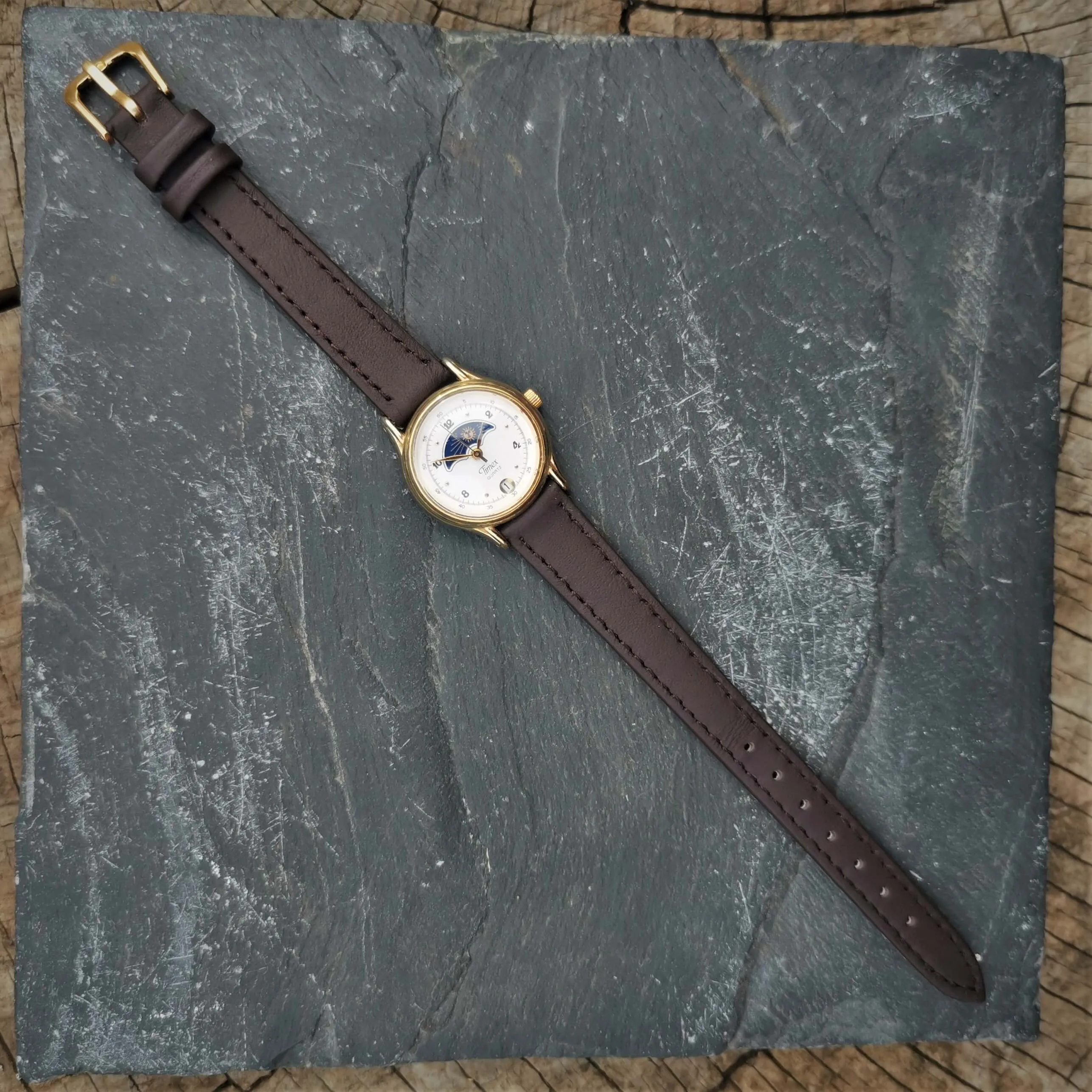 Vintage Women's Timex Gold Plated Quartz Watch // With Date Display // Sun Moon Dial // And New Genuine Leather Strap